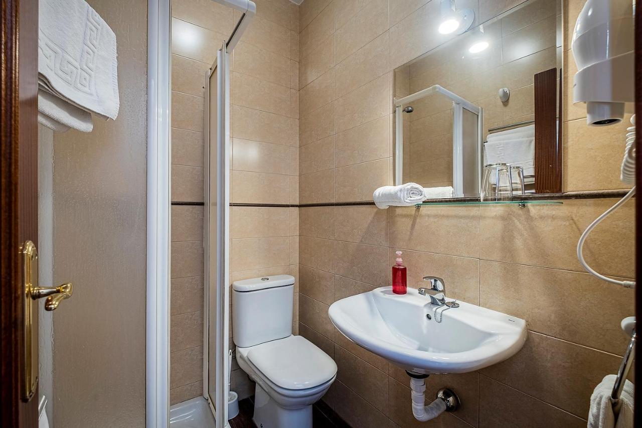 Hotel Noches De Triana à Séville Extérieur photo