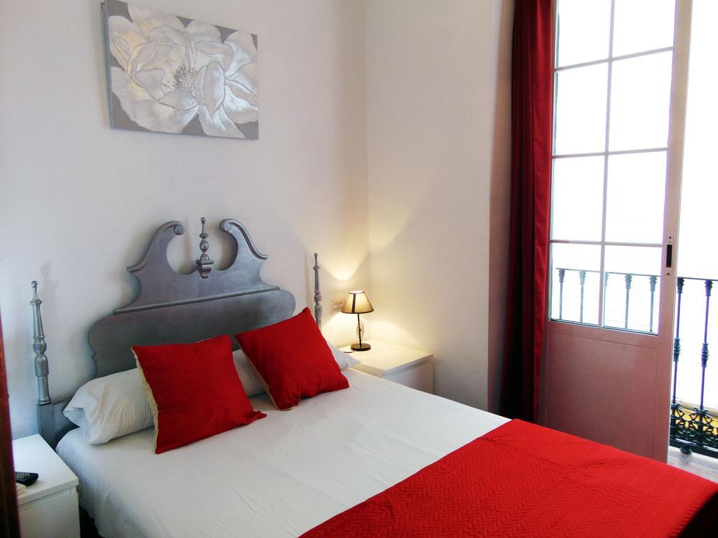 Hotel Noches De Triana à Séville Extérieur photo
