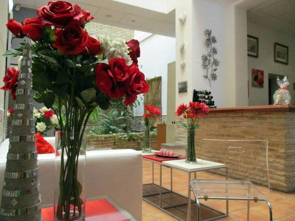 Hotel Noches De Triana à Séville Extérieur photo