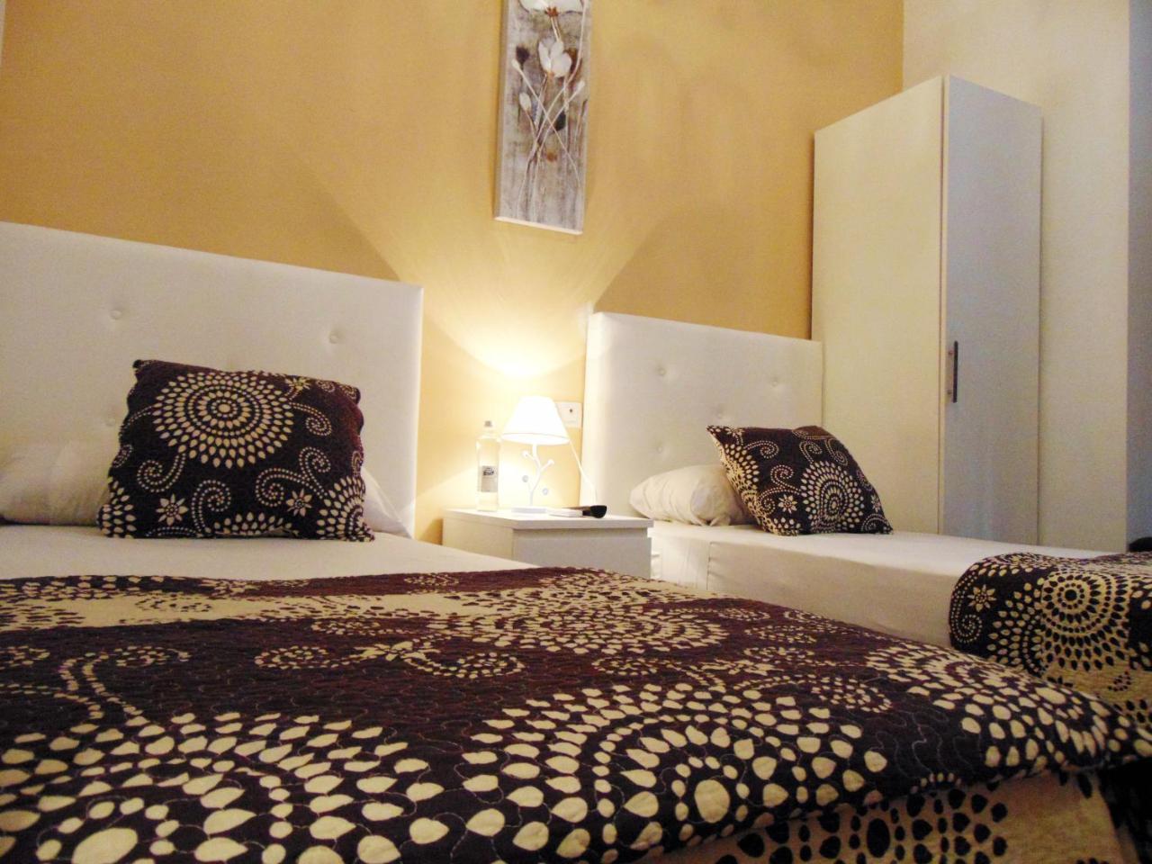 Hotel Noches De Triana à Séville Extérieur photo