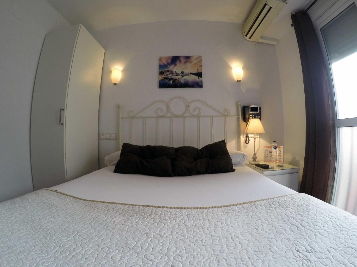 Hotel Noches De Triana à Séville Extérieur photo